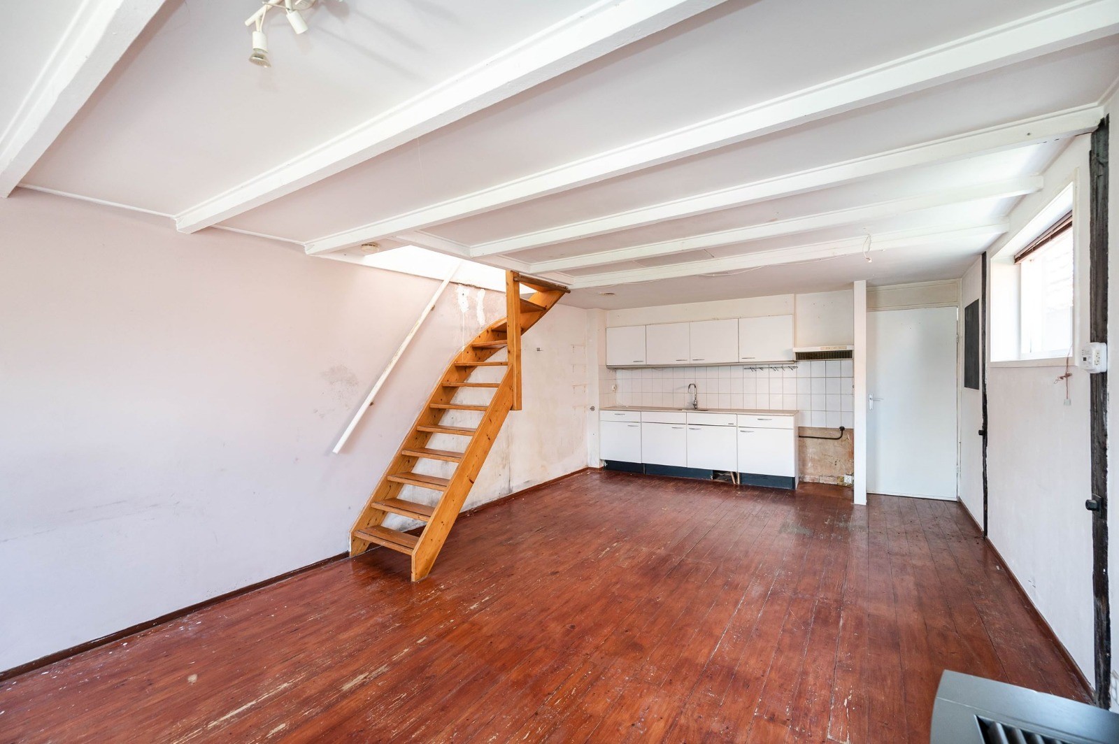 Complete woningrenovatie — before