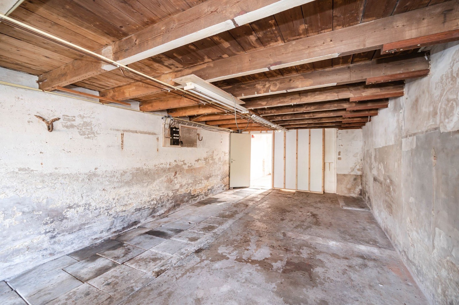 Complete woningrenovatie — before